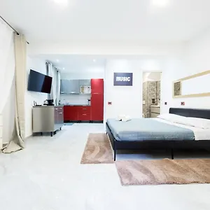 Appartamento Maestrale House By Holidayhome24, Genova