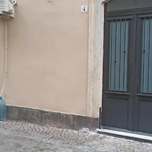 La Casa Del Barone Casa vacanze Aeroporto di Catania Fontana Rossa
